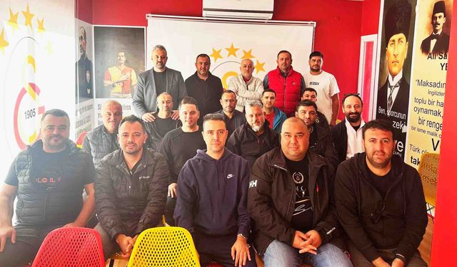 Salihli Galatasaray Taraftarları Derneği’nde Uğur Özçelik güven tazeledi