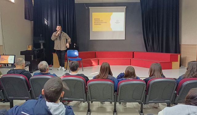 Manisa Ticaret Borsası Anadolu Lisesi’nde ‘akran zorbalığı’ semineri