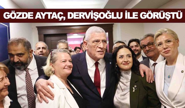 İYİ Partili Gözde Aytaç, Müsavat Dervişoğlu’nun İzmir programına katıldı