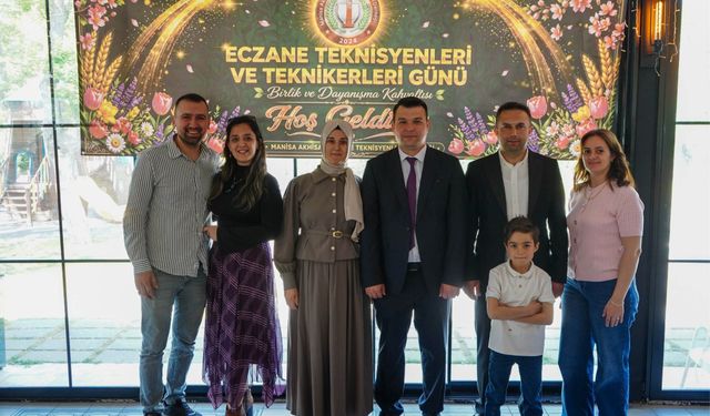 Eczane teknisyenleri Akhisar’da buluştu