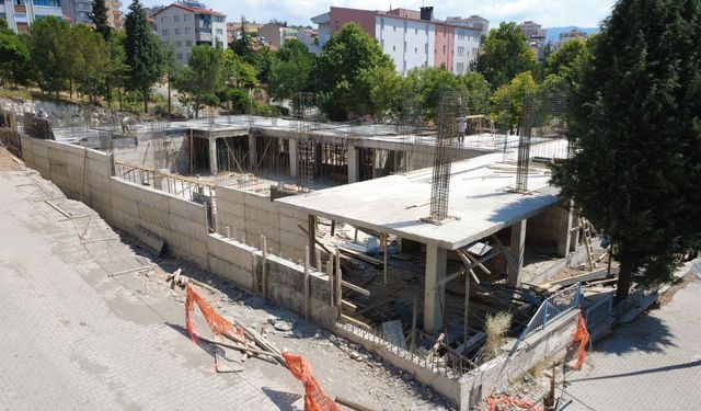 Manisa'ya Yeni Gençlik Merkezi