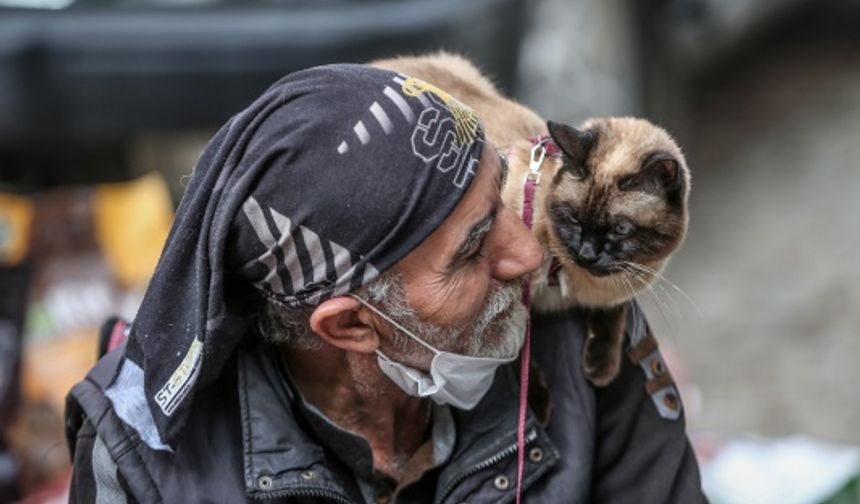 İzmir'de depremin yaraları sarılıyor