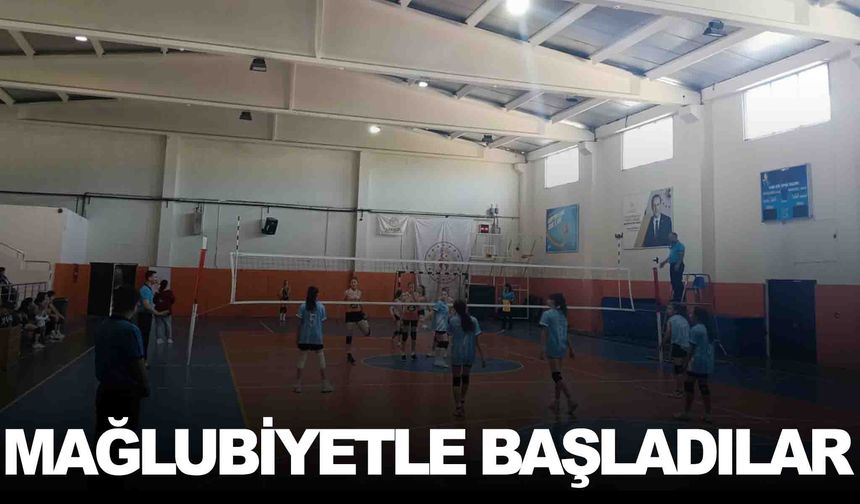 Sarıgöllü kızlar filede mağlubiyetle başladı