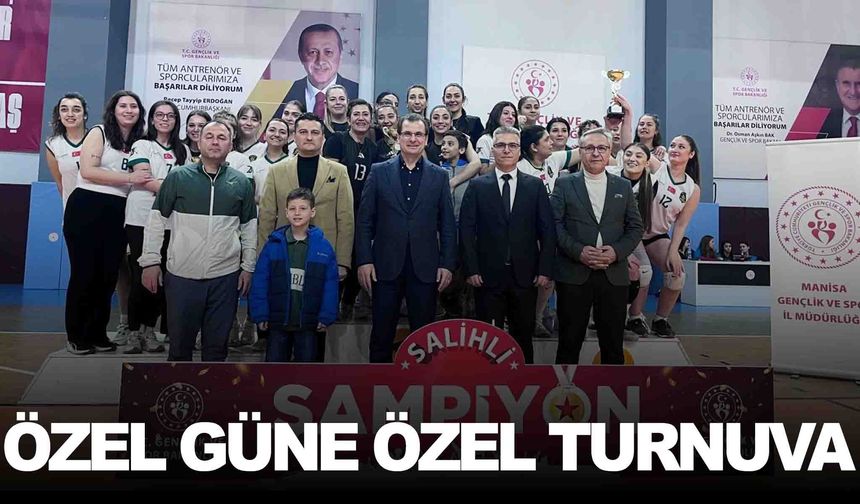 Salihli’de Kadınlar Günü’ne özel voleybol turnuvası!