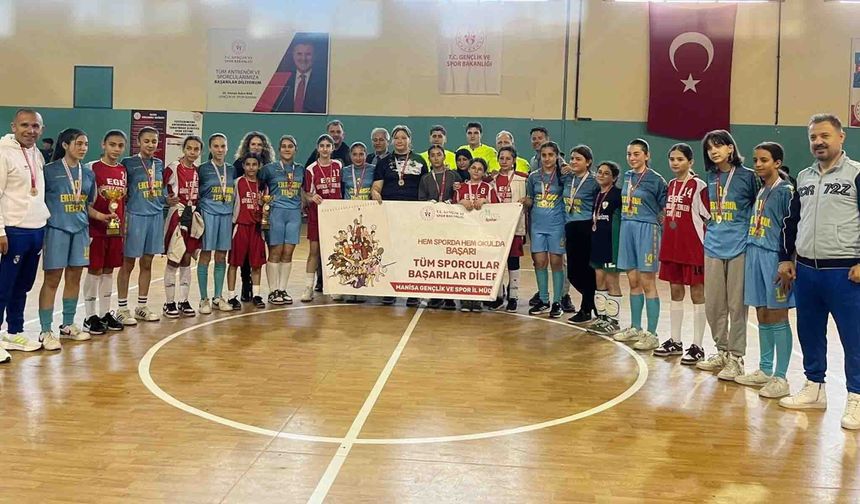 Salihli’nin yıldız kızları Manisa şampiyonu oldu