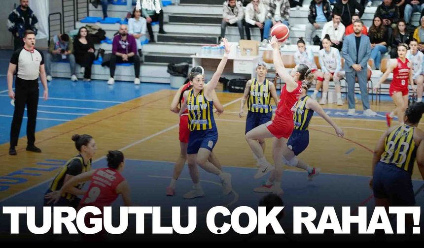 Manisa’nın tek kadın basketbol takımı zirve takibinde