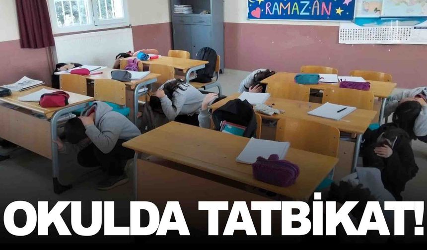 Sarıgöl’de öğrencilere deprem tatbikatı... Afet anında neler yapmaları gerektiğini öğrendiler