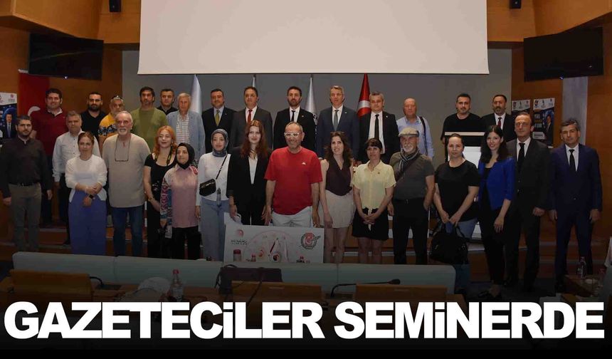 Manisa Medya Akademisi’nde dezenformasyon ve yerel gazetecilik konuşuldu