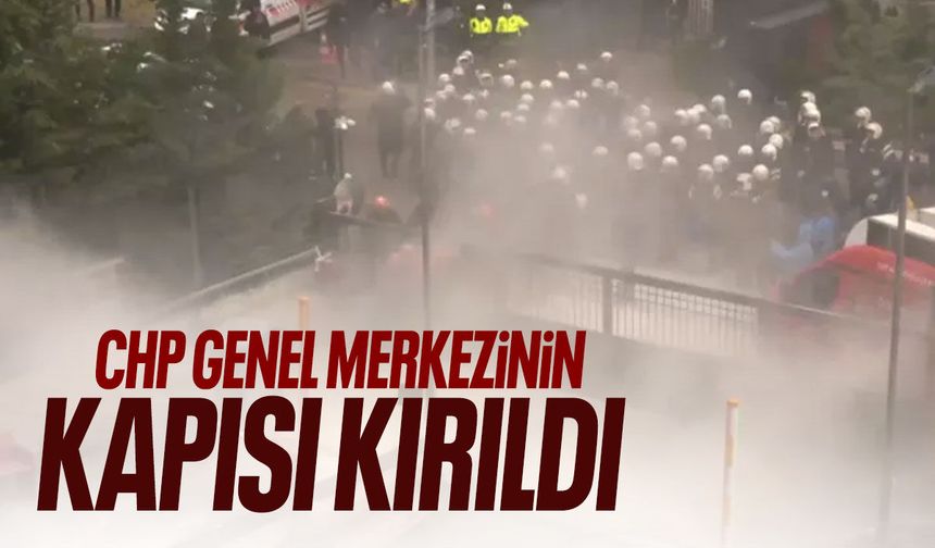 Polis CHP Genel Merkezi'nde müdahaleye başladı!