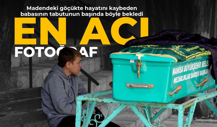Günün en acı olayı: Babasının tabutunun başında böyle bekledi