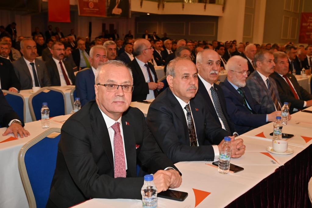 MHP’nin Belediye Başkanları Toplantısı Gerçekleştirildi (10)