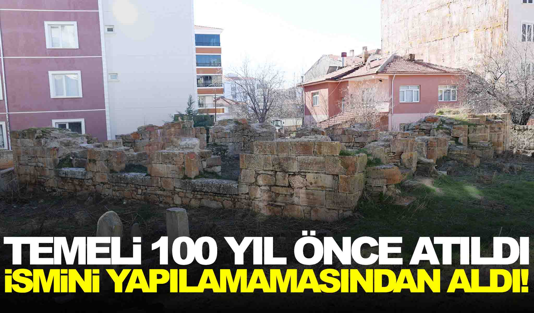 Eski Kırşehir Müftüsü Ahmet Müfit Kurutluoğlu ve cemaati tarafından yapımına başlandığı bilinen cami temeli, cumhuriyet ile yaşıt. 