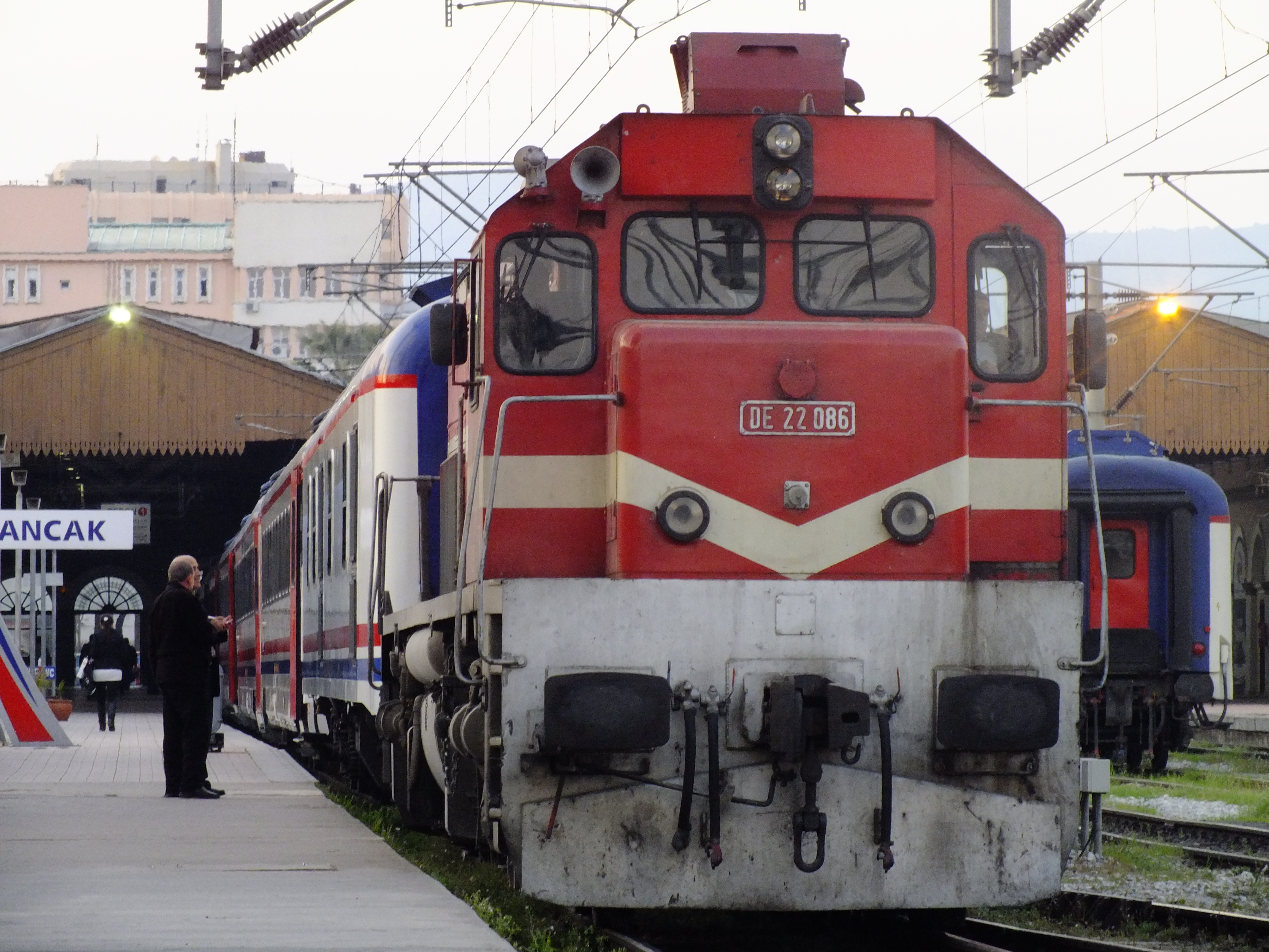 Manisa Izmir Tren Saatleri1