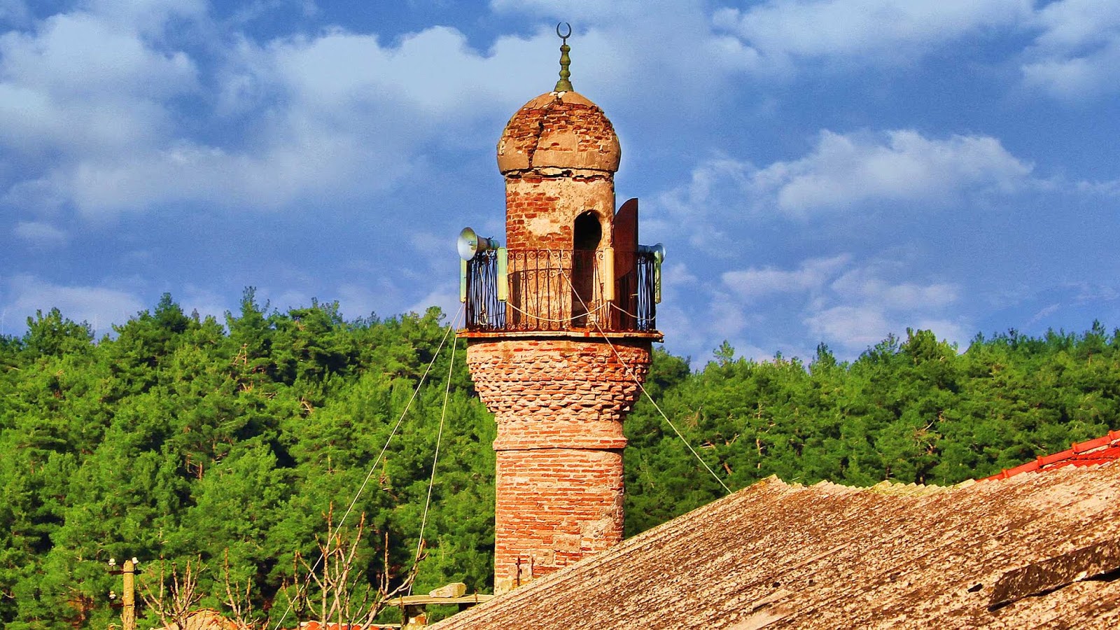 Darkale Koyu Minareli