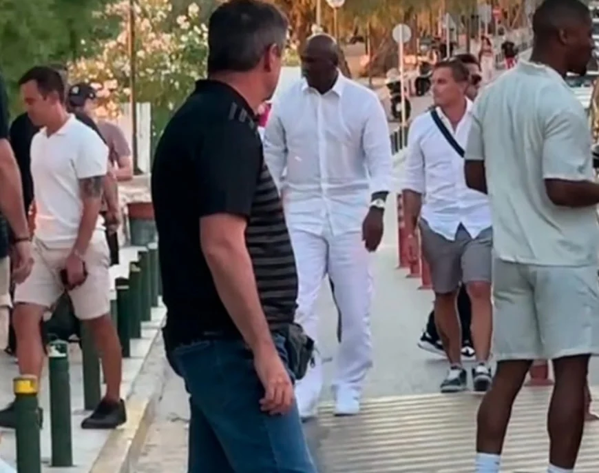 Michael Jordan 1Jpg R N J G Yt O Uk64 S M M B Ejy B S Q