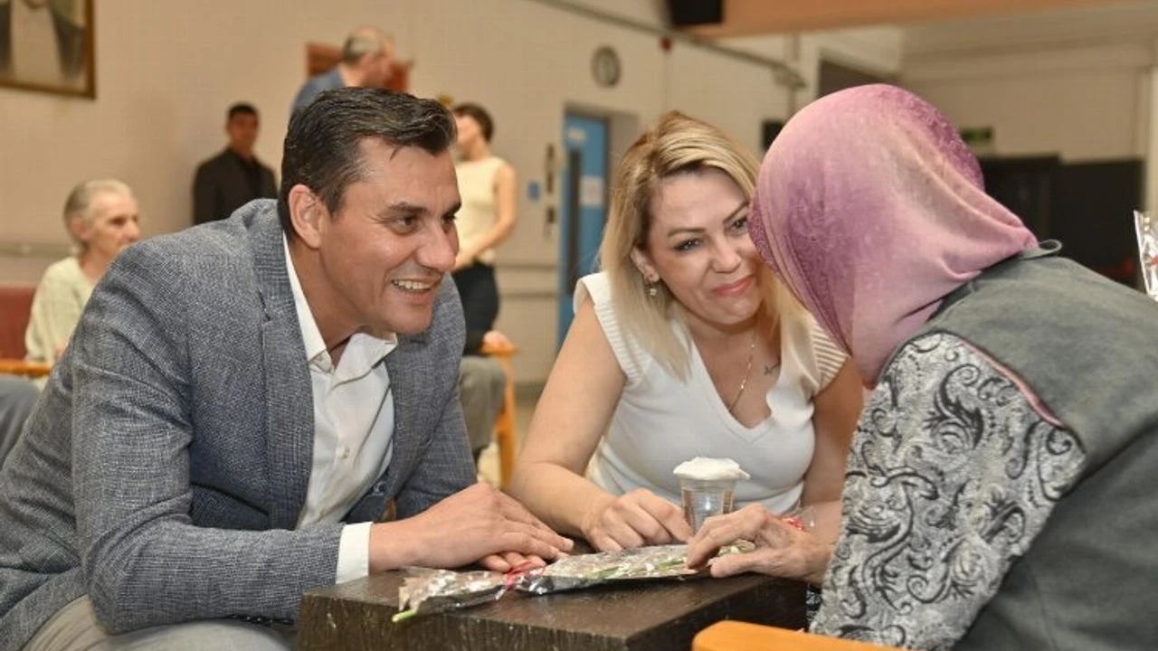 Manisada Huzurevi Sakinlerine Ozel Gun Ziyareti