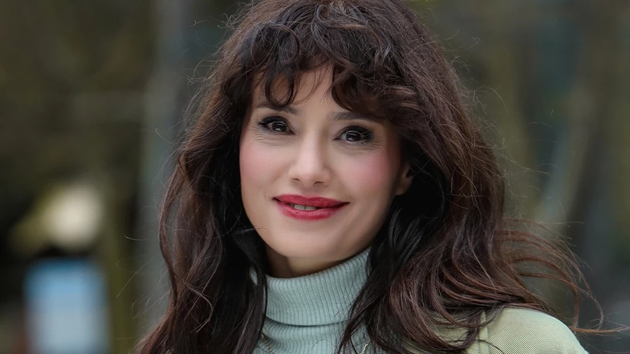 Yabancıdamatnazlı