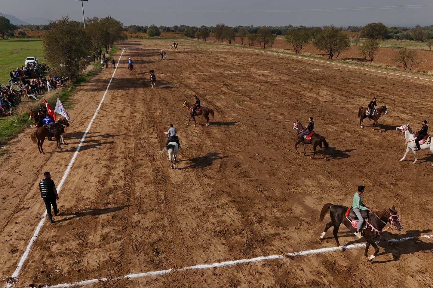 573648605 18068445074598861 3629116299299670792 N