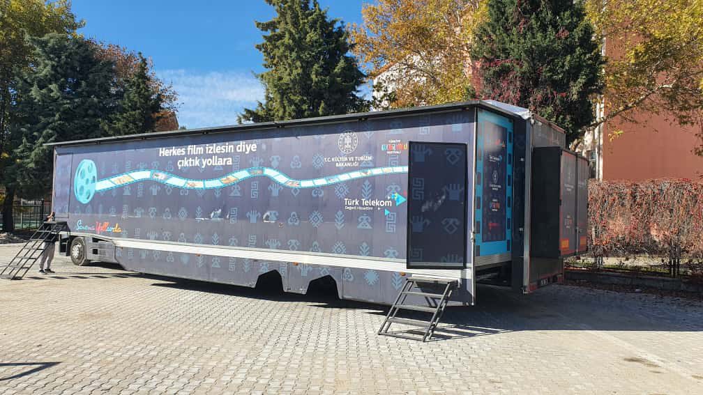 584533283 10163139936624351 2183003347601037093 N