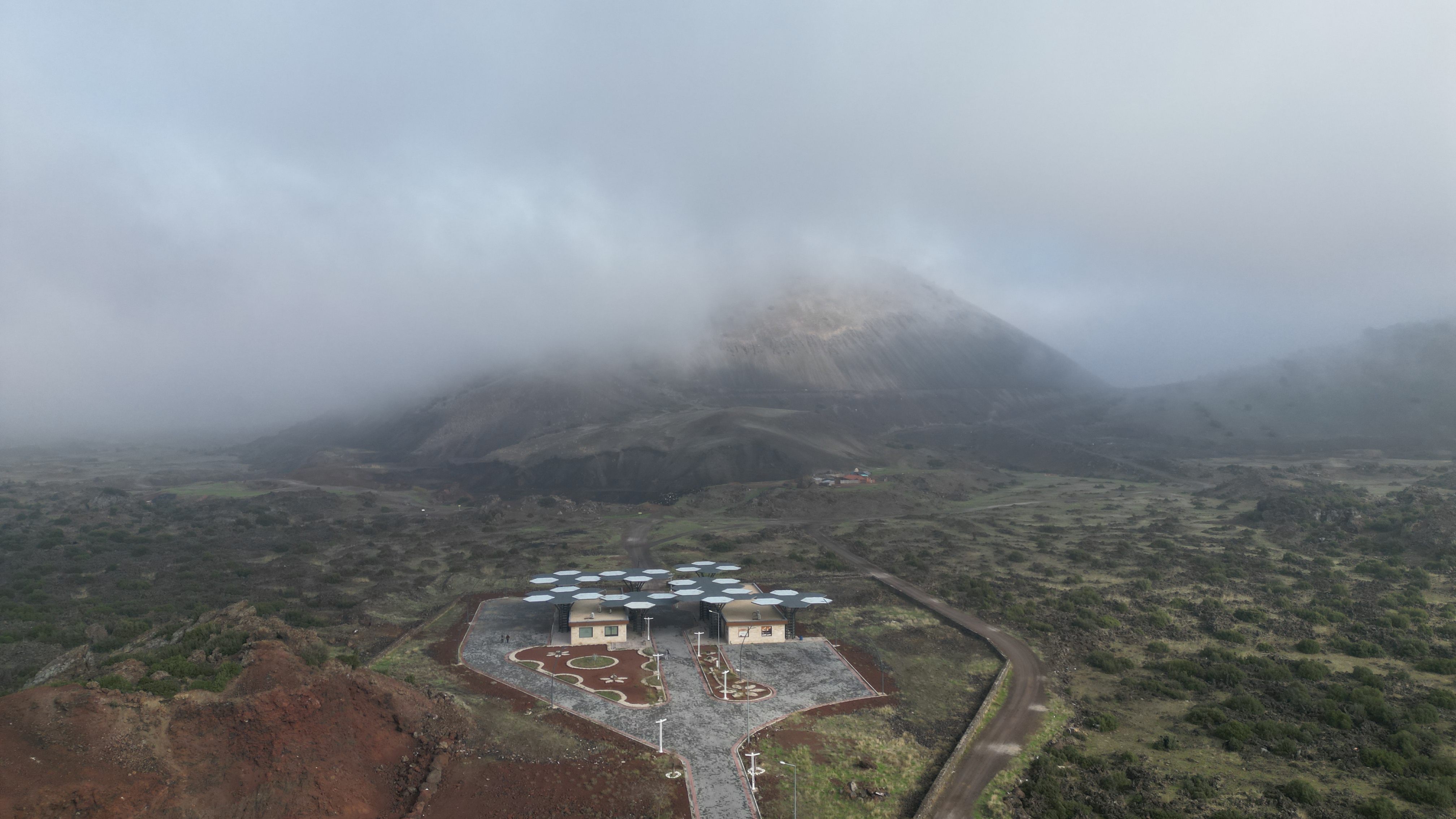 A A 20251112 39691094 39691082 Y A N I K U L K E D E S I S I N O L U S T U R D U G U M A N Z A R A H A V A D A N G O R U N T U L E N D I