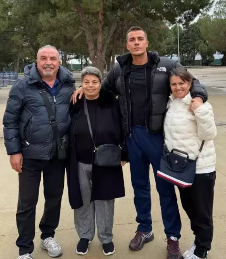 6934079De1251585A934Bfad