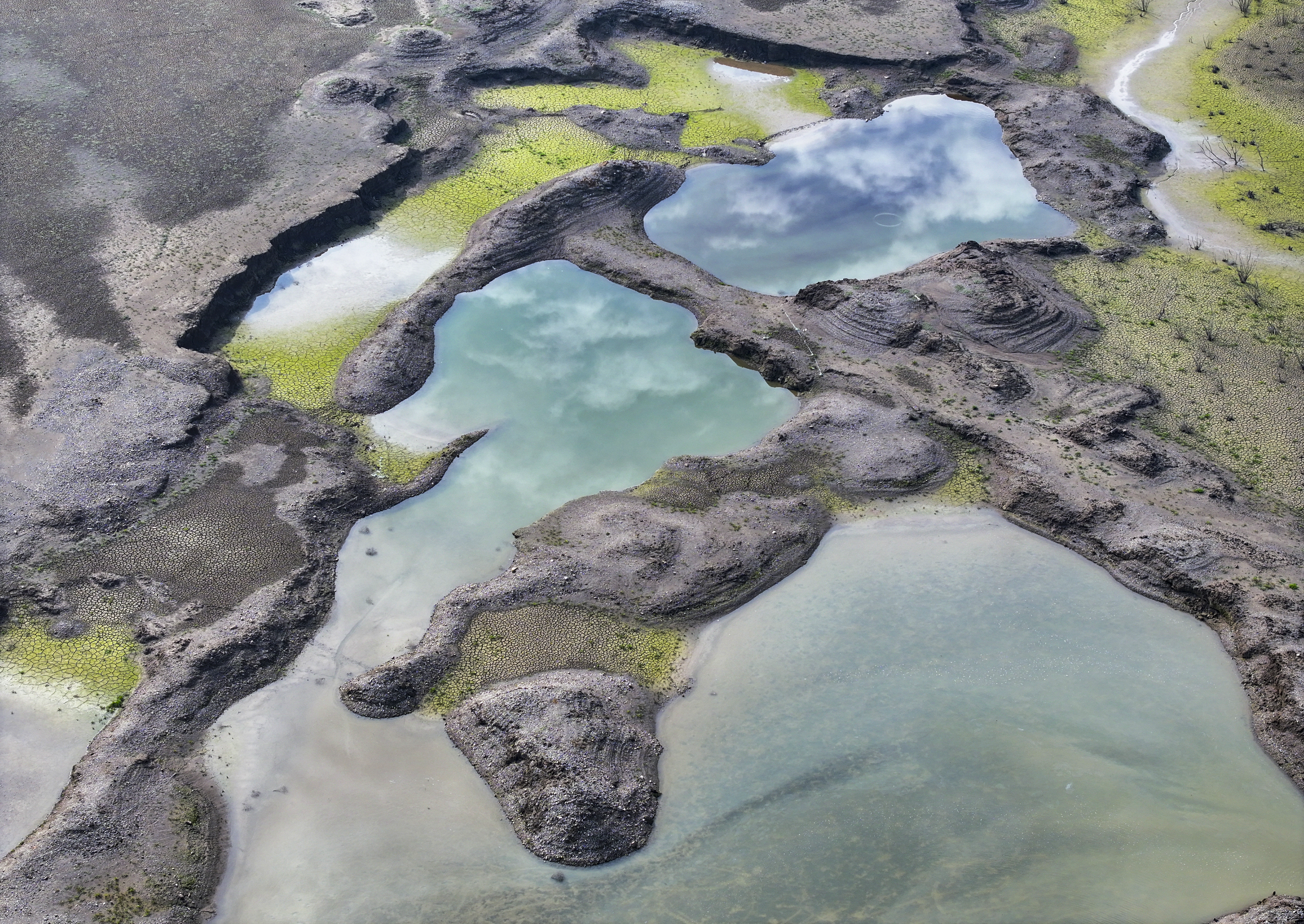 A A 20251210 39940237 39940231 I Z M I R D E K I I C M E S U Y U B A R A J L A R I K U R A K L I K N E D E N I Y L E A L A R M V E R I Y O R