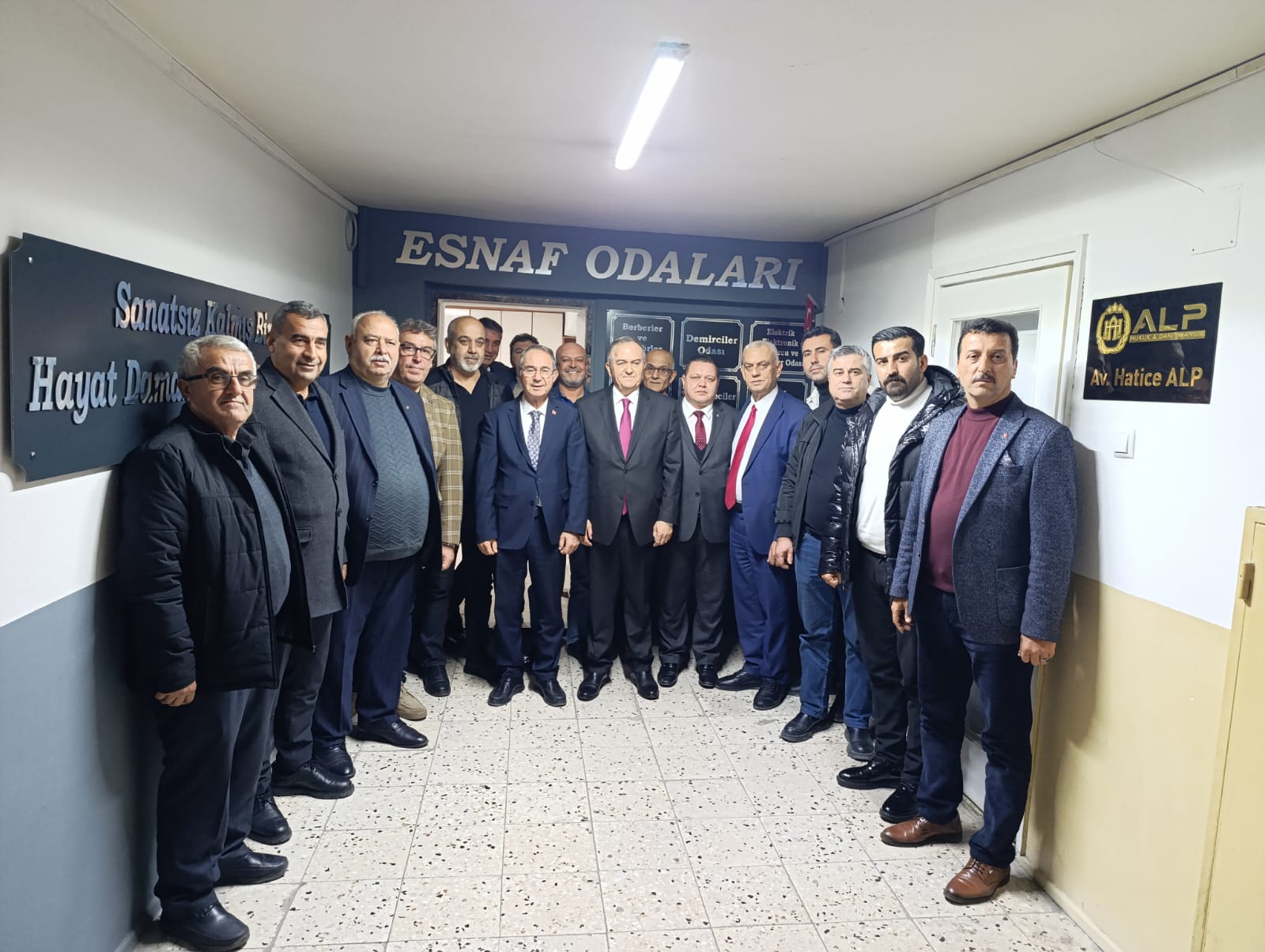 G9 K1 V F0 X U A A P3Cd