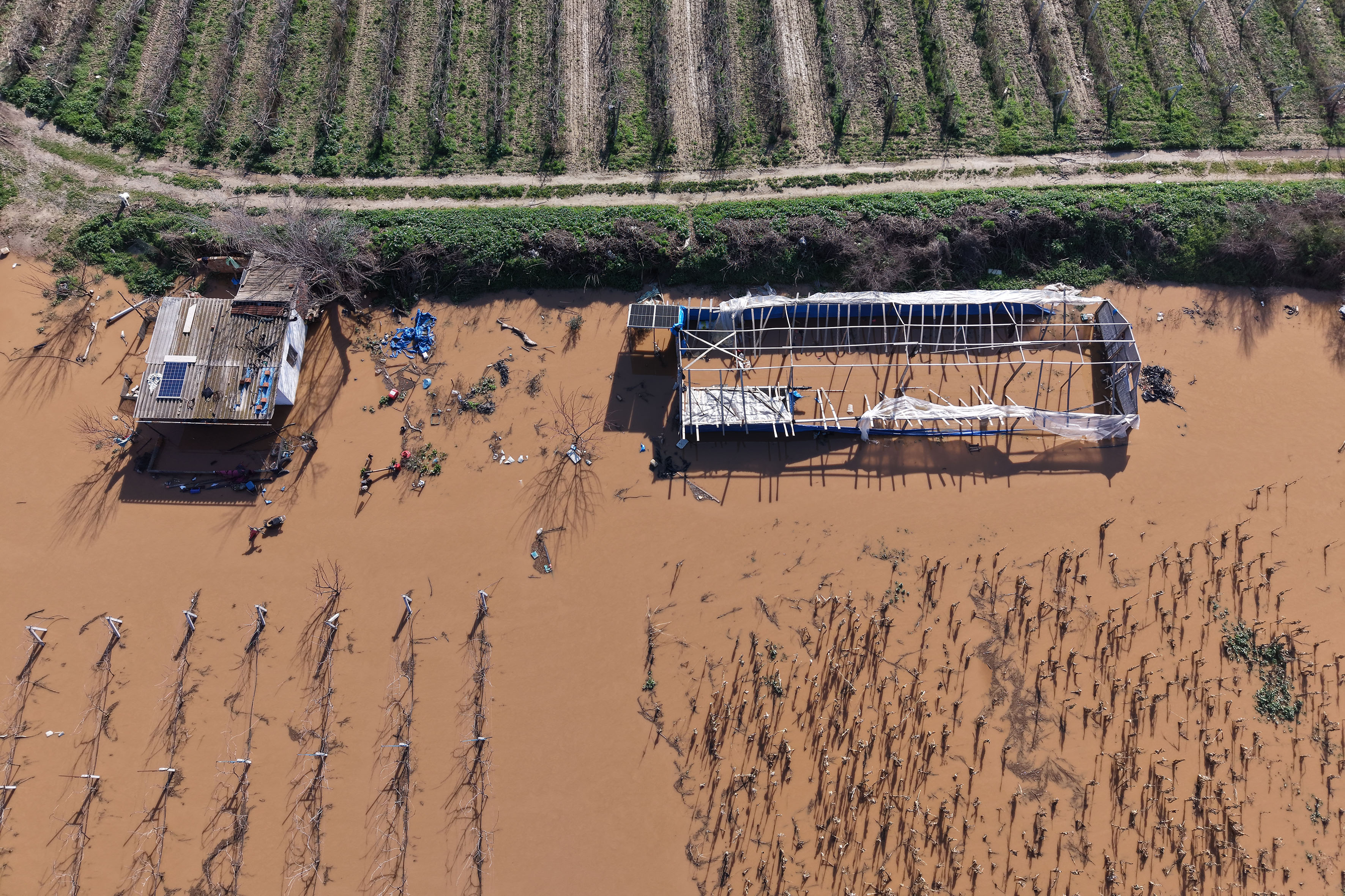 A A 20260203 40448696 40448693 G E D I Z N E H R I N I N T A S M A S I N E D E N I Y L E T U R G U T L U O V A S I N D A B A Z I T A R I M A R A Z I L E R I S U A L T I N D A K A L D I