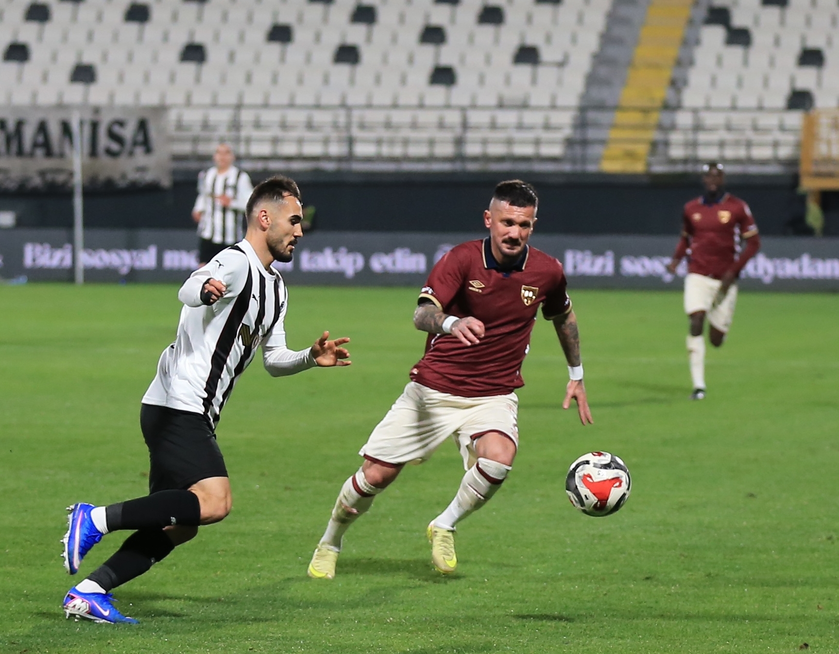 A A 20260218 40601562 40601557 M A N I S A F K B A N D I R M A S P O R