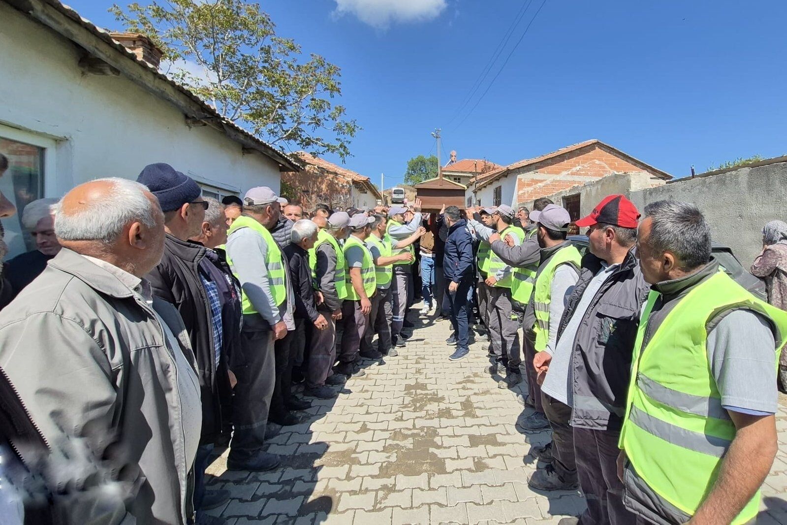 678993321 1286106467038193 7073167251440790208 N