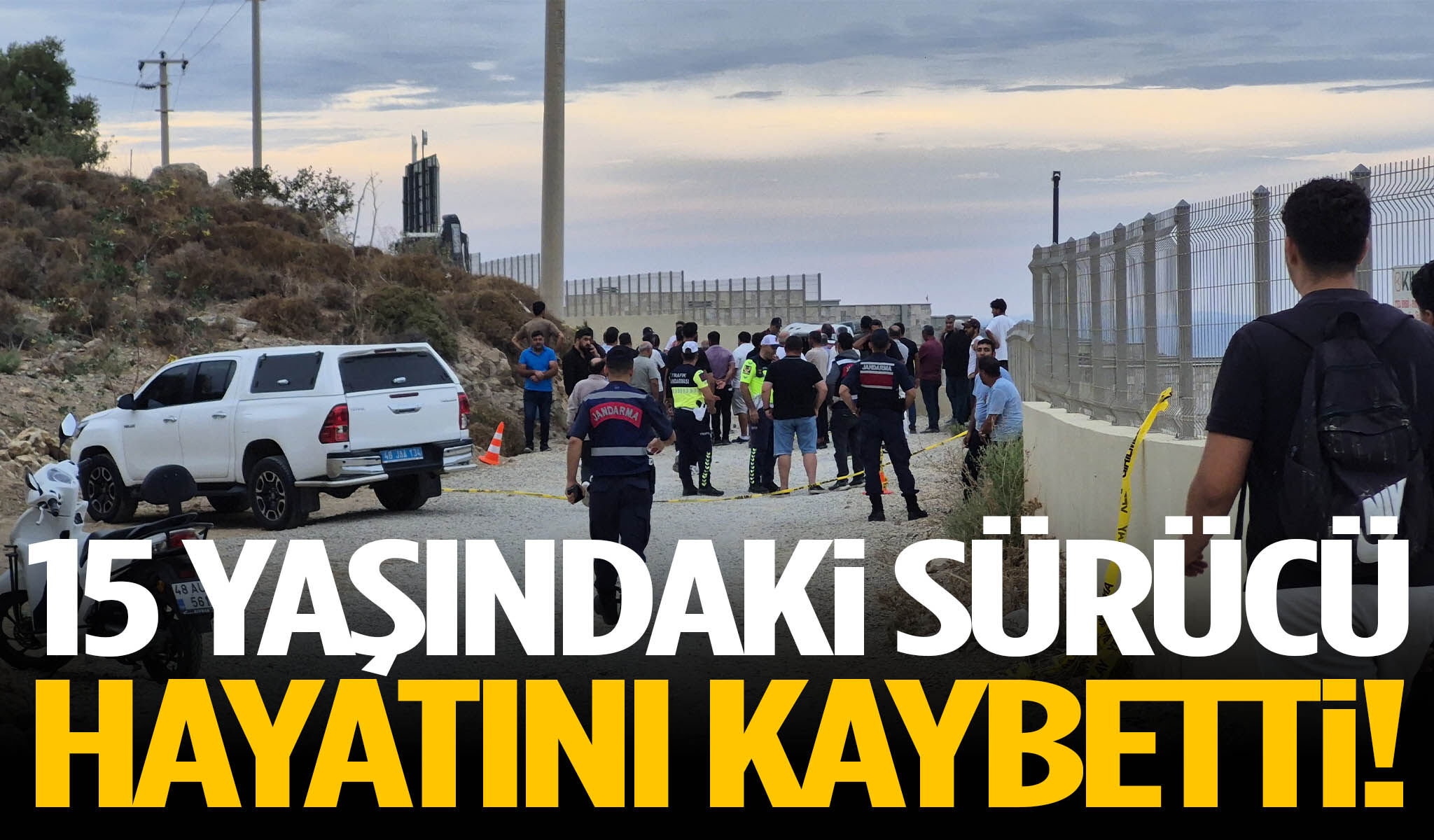 Devrilen kamyonetin altında kalan 15 yaşındaki sürücü öldü